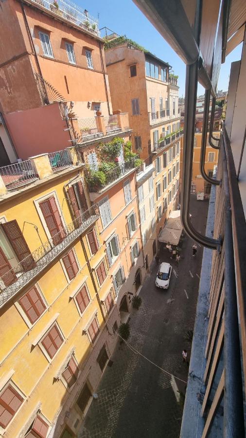 Romerooms Condotti Pensión Roma